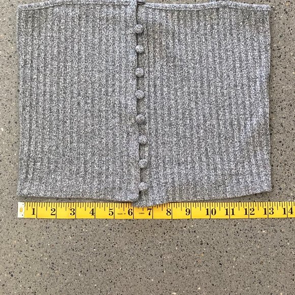 *SOLD* Forever 21 Gray Button Down Crop Cami - Picture 7 of 8